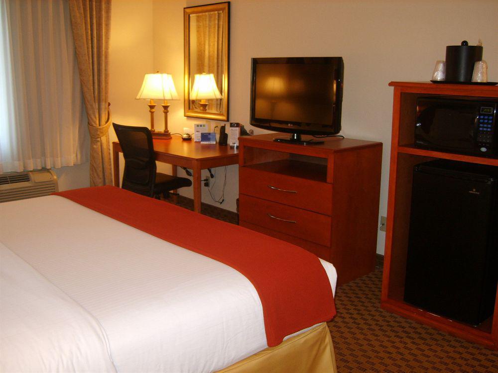 Holiday Inn Express & Suites Midland Loop 250 By Ihg Pokój zdjęcie