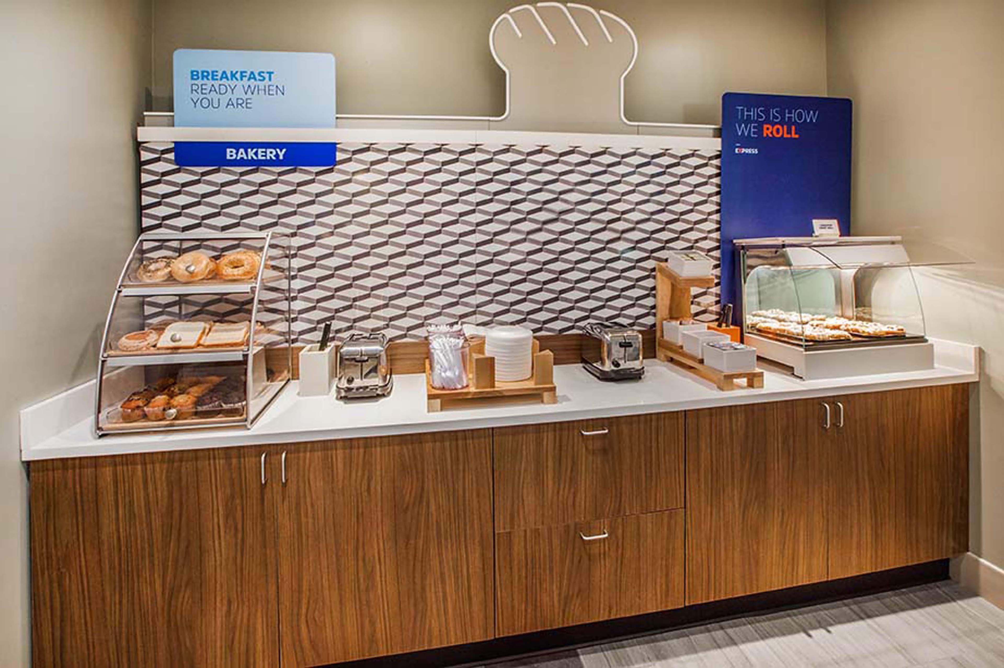 Holiday Inn Express & Suites Midland Loop 250 By Ihg Zewnętrze zdjęcie